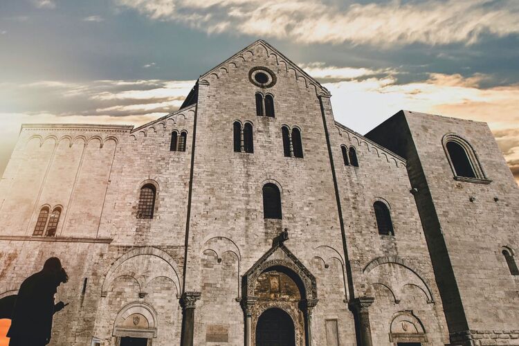 Basilica <br>San Nicola — A portrait of Michel Petrossian · International Music Festival